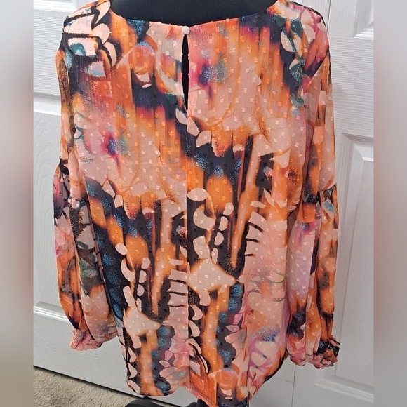 NWT Torrid Plus Size Chiffon Clip Dot Blouse Size 0 - Picture 8 of 10